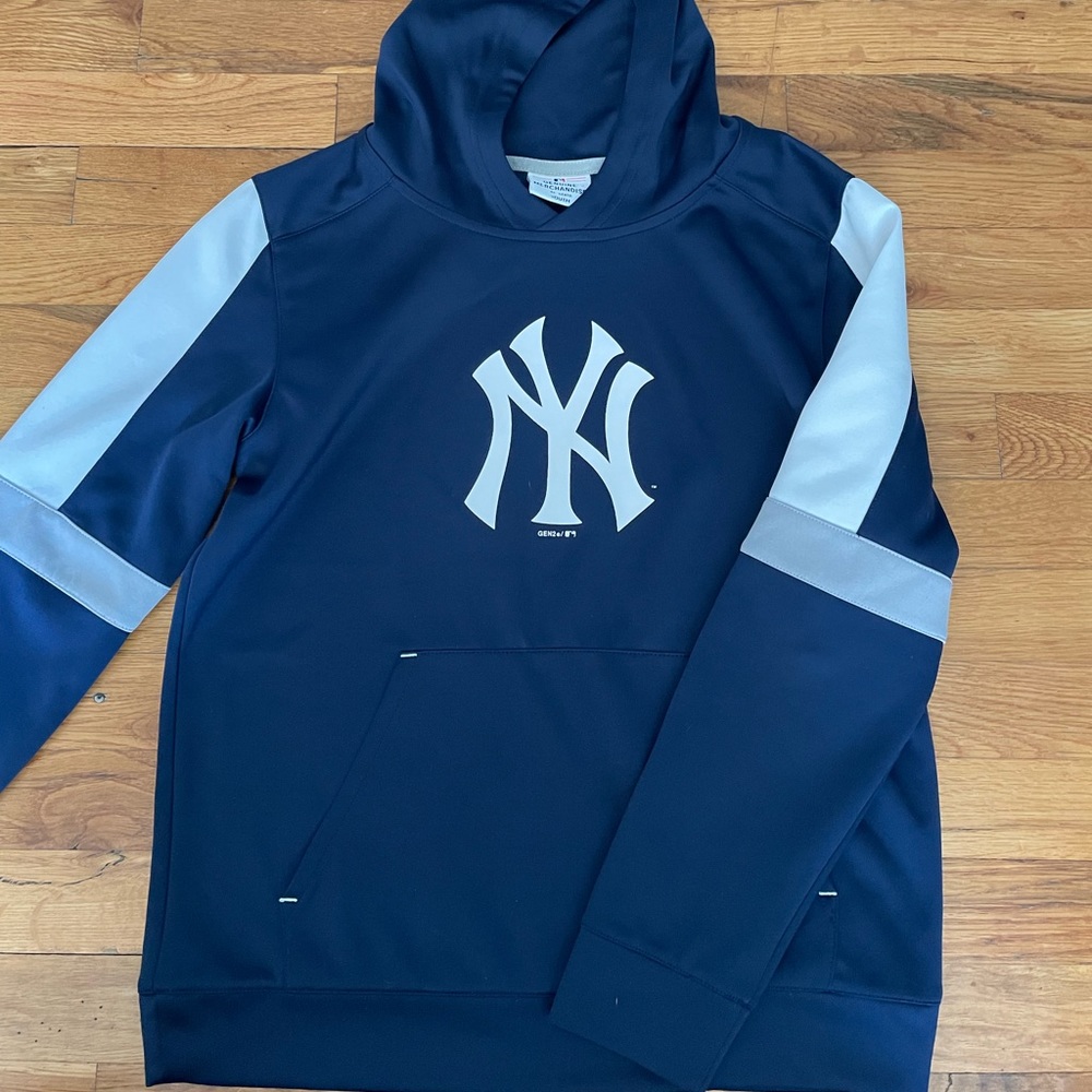 Youth Yankee sweatshirt
